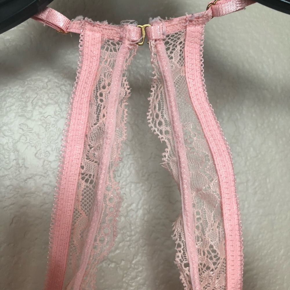 Pink Lace Bra - Picture 4 of 5